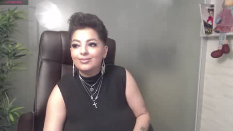 Snapshot of allyiah chatting on 12.02.24 online show from 12.02.24