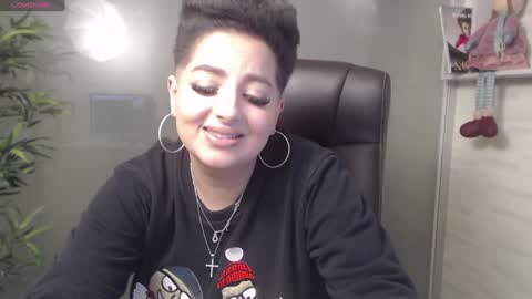 Snapshot of allyiah chatting on 12.14.24 online show from 12.14.24