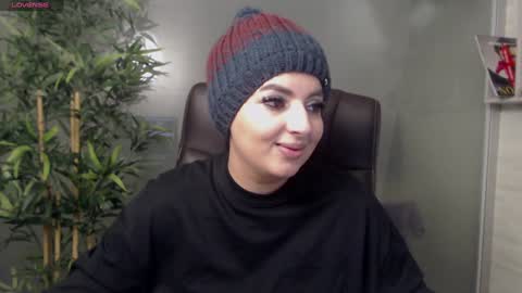 Snapshot of allyiah chatting on 01.26.25 online show from 01.26.25