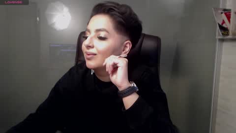 Snapshot of allyiah chatting on 02.08.25 online show from 02.08.25