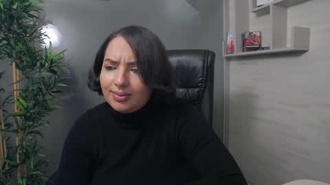 Snapshot of allyiah chatting on 02.05.26 online show from 02.05.26