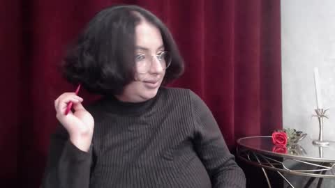 Snapshot of allyiah chatting on 02.11.26 online show from 02.11.26