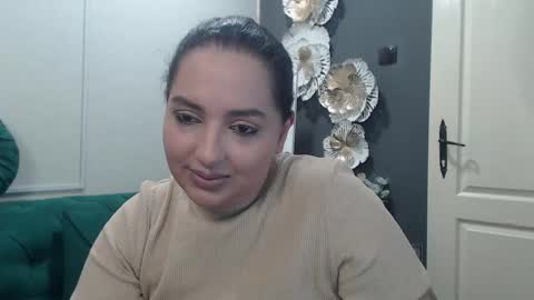 Snapshot of allyiah chatting on 03.04.26 online show from 03.04.26