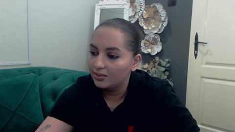 Snapshot of allyiah chatting on 03.07.26 online show from 03.07.26