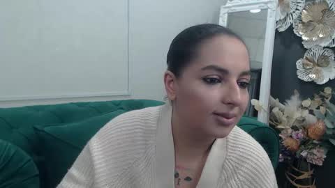 Snapshot of allyiah chatting on 03.08.26 online show from 03.08.26