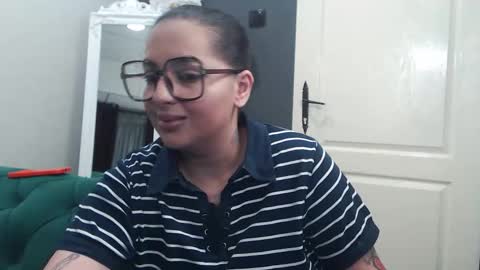 Snapshot of allyiah chatting on 03.15.26 online show from 03.15.26