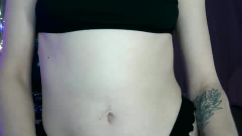 Snapshot of allyoursss1212 chatting on 03.27.26 Ally Girl In Her Ally World online show from 03.27.26