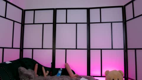 Snapshot of allys_secret chatting on 04.17.26 Call me Ally online show from 04.17.26