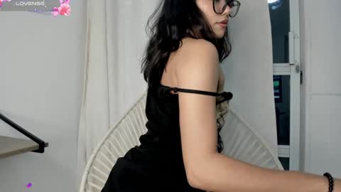 Snapshot of allyson_4 chatting on 12.02.24 Allyson 3 online show from 12.02.24