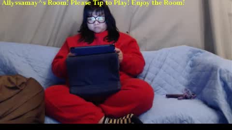 Allyssamay online show from 02.05.26