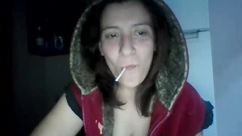 Snapshot of alma_amy chatting on 01.28.25 Alma online show from 01.28.25