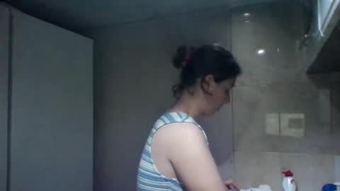 Snapshot of alma_amy chatting on 03.07.25 Alma online show from 03.07.25