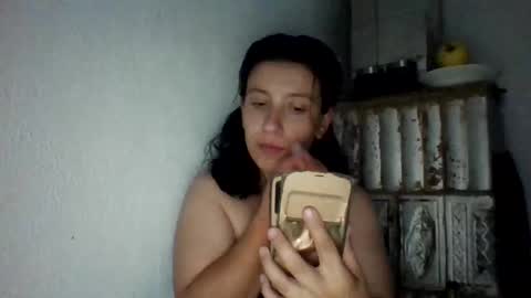 Snapshot of alma_amy chatting on 09.25.25 Alma online show from 09.25.25