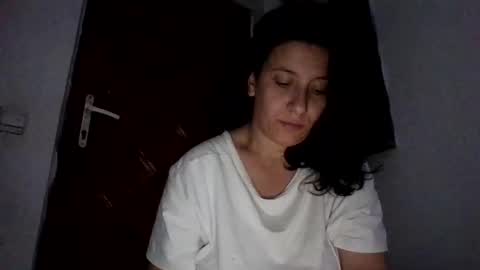 Snapshot of alma_amy chatting on 10.25.25 Alma online show from 10.25.25