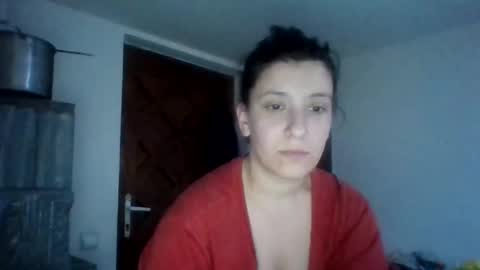 Snapshot of alma_amy chatting on 01.10.26 Alma online show from 01.10.26