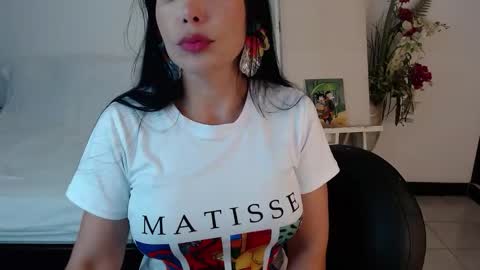 Snapshot of alma_art_ chatting on 03.24.26 alma_art_ online show from 03.24.26