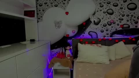 Snapshot of almafancy chatting on 02.02.26 Alma online show from 02.02.26