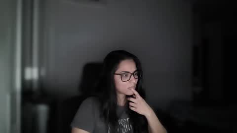 Snapshot of almamaria chatting on 10.14.25 almamaria online show from 10.14.25