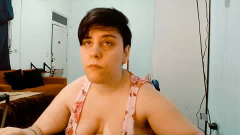 Almond online show from 10.07.25