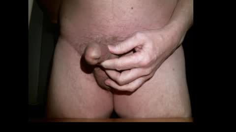 Snapshot of almost__home chatting on 01.22.25 almost__home online show from 01.22.25