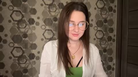 Anna online show from 10.03.25