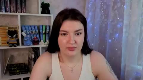 Lina online show from 08.04.26
