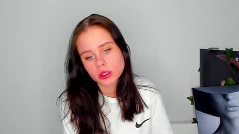 molly online show from 01.23.25
