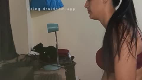 Snapshot of alondracc chatting on 02.25.26 Contreras online show from 02.25.26