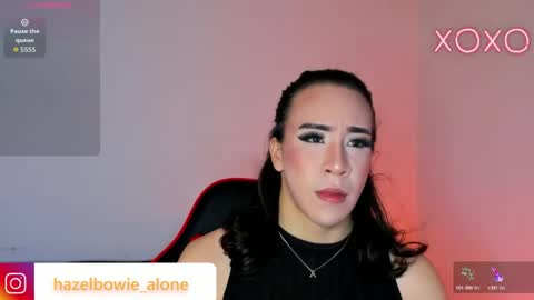 Snapshot of alonehazel chatting on 11.27.25 Hazel Bowie online show from 11.27.25