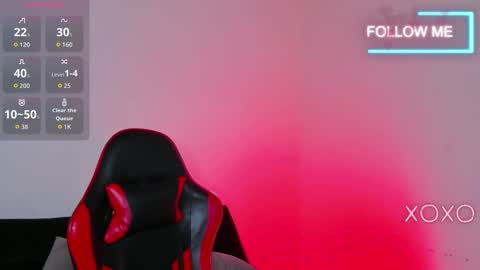 Snapshot of alonehazel chatting on 02.02.26 Hazel Bowie online show from 02.02.26