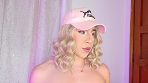 Hazel Bowie online show from 03.02.26