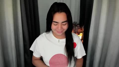 Snapshot of alovelydollnica chatting on 02.25.25 alovelydollnica online show from 02.25.25