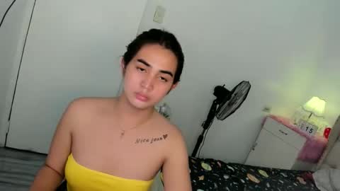 Snapshot of alovelydollnica chatting on 10.15.25 alovelydollnica online show from 10.15.25