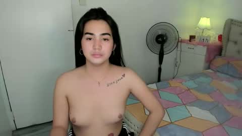 Snapshot of alovelydollnica chatting on 11.17.25 alovelydollnica online show from 11.17.25