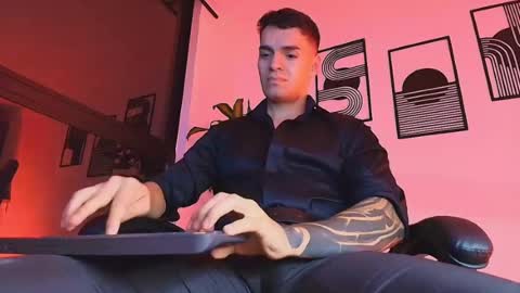 Snapshot of alpha_dominus_ chatting on 07.04.26 alpha_dominus_ online show from 07.04.26