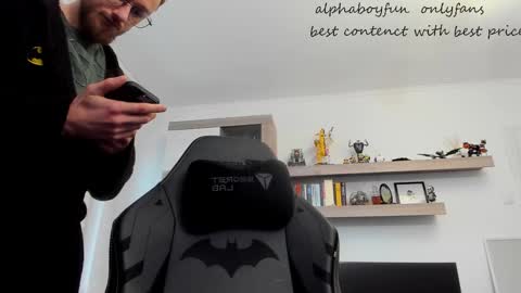 Snapshot of alphaboyfun chatting on 02.05.26 Andi online show from 02.05.26