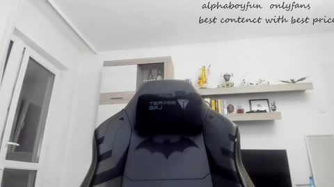 Snapshot of alphaboyfun chatting on 03.10.26 Andi online show from 03.10.26