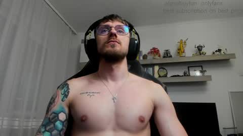 Snapshot of alphaboyfun chatting on 04.03.26 Andi online show from 04.03.26