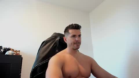 Snapshot of alphagodleatherking92 chatting on 07.09.26 LeatherMaster online show from 07.09.26