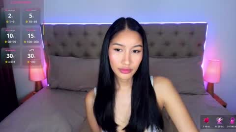 Snapshot of alphaisonline chatting on 07.25.26 sophia betterthanyourx online show from 07.25.26