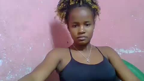 Snapshot of alphosettah chatting on 10.14.25 alphosettah online show from 10.14.25