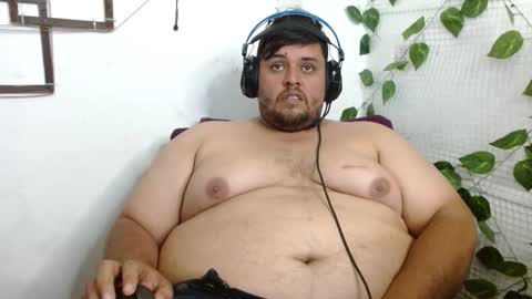 Snapshot of altairstudiosboy chatting on 11.29.25 Jhosep online show from 11.29.25