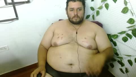 Snapshot of altairstudiosboy chatting on 04.11.26 Jhosep online show from 04.11.26