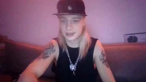 Snapshot of altboy010 chatting on 01.13.26 altboy010 online show from 01.13.26