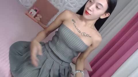 Chloe- DONT FORGET TO FOLLOW MElets getting to know each other and make some love and fun online show from 10.24.25