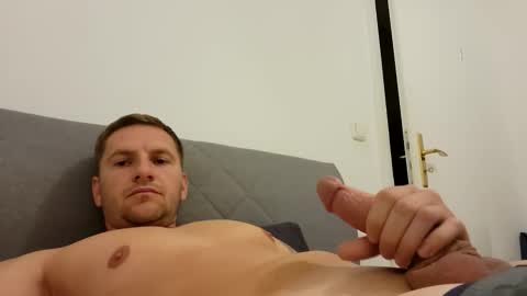 aluke95 online show from 10.03.25