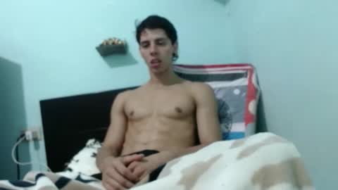 Snapshot of alvarodancer chatting on 10.09.25 alvarodancer online show from 10.09.25