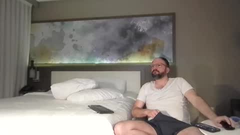 Snapshot of alwaysquizzical chatting on 02.11.26 Foreverquizzical online show from 02.11.26