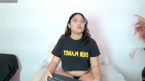 aly_n_sebas online show from 04.07.26