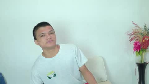 aly_n_sebas online show from 04.22.26